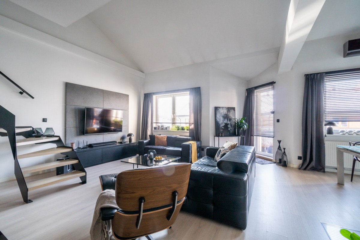 2 poziomy - nowe budownictwo - przestrzeń